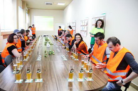 ziua portilor deschise la fabrica heineken un succes galerie foto 48499 379695 ziua portilor deschise la fabrica heineken un succes galerie foto 48499 379695