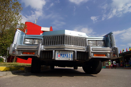 un brasovean indragostit de litorala pus numarul de inmatriculare la cadillac i love mamaia galerie foto un brasovean indragostit de litorala pus numarul de inmatriculare la cadillac i love mamaia galerie foto