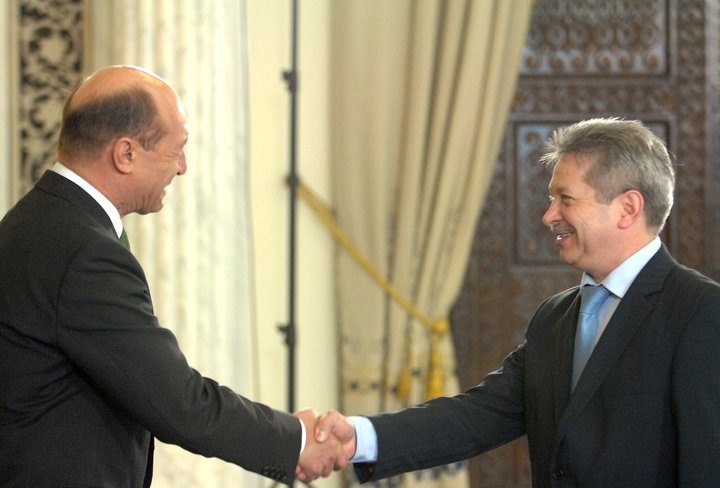 nicolae forminte isi cauta de munca pe facebook galerie foto 75082 380292 nicolae forminte isi cauta de munca pe facebook galerie foto 75082 380292