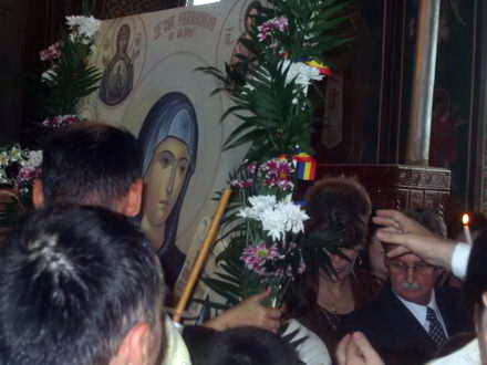 primul pelerinaj intr o comuna constanteana ips teodosie coristi de la iasi fanfara raja la procesiunea primul pelerinaj intr o comuna constanteana ips teodosie coristi de la iasi fanfara raja la procesiunea