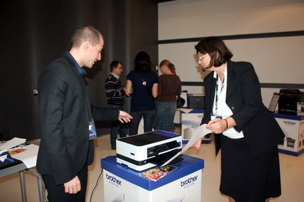 show expozitional in constantabrother a prezentat ultimele tendinte in industria imprimantelor galerie show expozitional in constantabrother a prezentat ultimele tendinte in industria imprimantelor galerie