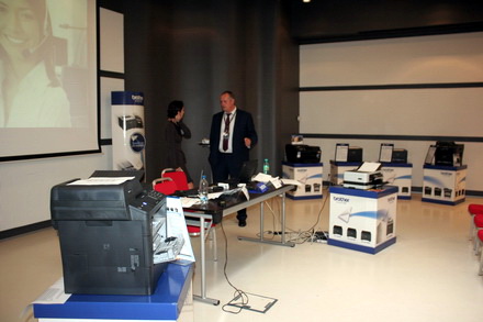 show expozitional in constantabrother a prezentat ultimele tendinte in industria imprimantelor galerie show expozitional in constantabrother a prezentat ultimele tendinte in industria imprimantelor galerie