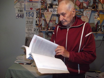 acuzat ca l a turnat pe filimon sarbu calvarul unui sportiv constantean anchetat in beciurile securitatii acuzat ca l a turnat pe filimon sarbu calvarul unui sportiv constantean anchetat in beciurile securitatii