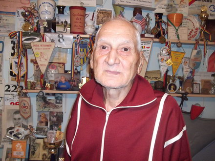 acuzat ca l a turnat pe filimon sarbu calvarul unui sportiv constantean anchetat in beciurile securitatii acuzat ca l a turnat pe filimon sarbu calvarul unui sportiv constantean anchetat in beciurile securitatii