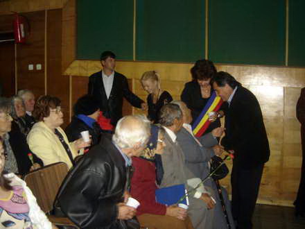 au spus da dupa jumatate de secol primarul ancuta belu a oficiat 77 de cununii de aur galerie foto 67037 au spus da dupa jumatate de secol primarul ancuta belu a oficiat 77 de cununii de aur galerie foto 67037