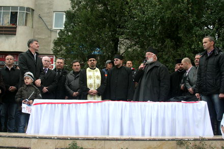 fotoreportaj cum a fost la mitingul de la navodari pentru eliberarea lui nicolae matei 81143 387008 fotoreportaj cum a fost la mitingul de la navodari pentru eliberarea lui nicolae matei 81143 387008
