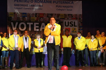 liberalii dragomir si hasotti si au lansat candidaturile pentru parlamentare 78706 387823 liberalii dragomir si hasotti si au lansat candidaturile pentru parlamentare 78706 387823