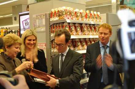 cinci supermarket uri carrefour si au deschis portile la constanta galerie foto 53968 388203 cinci supermarket uri carrefour si au deschis portile la constanta galerie foto 53968 388203