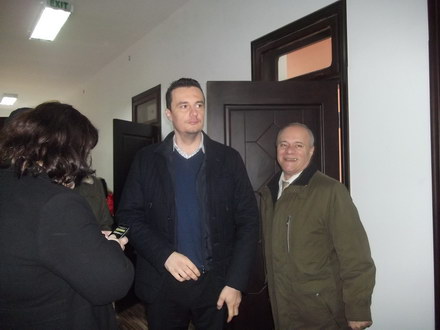 la inaugurarea celei mai frumoase gradinite din judet ce sfaturi le au dat adrian stan si eduard martin la inaugurarea celei mai frumoase gradinite din judet ce sfaturi le au dat adrian stan si eduard martin
