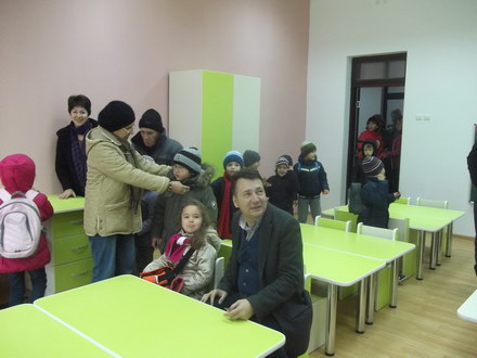 la inaugurarea celei mai frumoase gradinite din judet ce sfaturi le au dat adrian stan si eduard martin la inaugurarea celei mai frumoase gradinite din judet ce sfaturi le au dat adrian stan si eduard martin