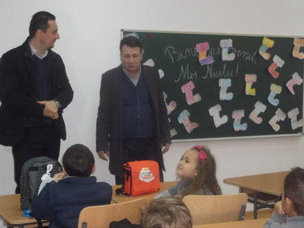la inaugurarea celei mai frumoase gradinite din judet ce sfaturi le au dat adrian stan si eduard martin la inaugurarea celei mai frumoase gradinite din judet ce sfaturi le au dat adrian stan si eduard martin