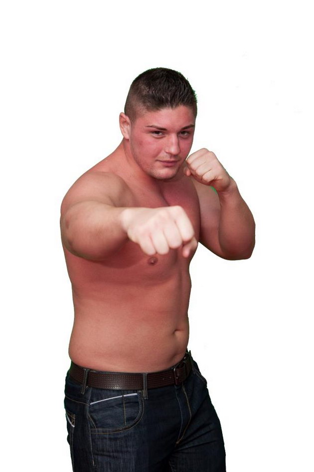 are 120 de kilograme si este campion european de kung fu un absolvent de teologie l a provocat la lupta are 120 de kilograme si este campion european de kung fu un absolvent de teologie l a provocat la lupta