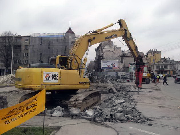 un celebru component al cenaclului flacara cine este seful de proiect al reabilitarii zonei pietonale un celebru component al cenaclului flacara cine este seful de proiect al reabilitarii zonei pietonale