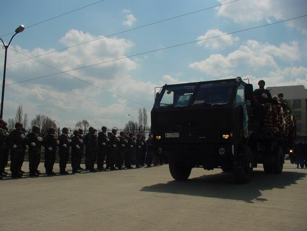 un elicopter s a prabusit trei victime zece ani de la tragedia din apropierea cimitirului musulman de un elicopter s a prabusit trei victime zece ani de la tragedia din apropierea cimitirului musulman de