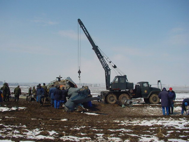 un elicopter s a prabusit trei victime zece ani de la tragedia din apropierea cimitirului musulman de un elicopter s a prabusit trei victime zece ani de la tragedia din apropierea cimitirului musulman de