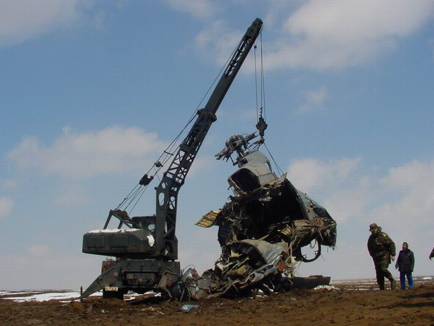 un elicopter s a prabusit trei victime zece ani de la tragedia din apropierea cimitirului musulman de un elicopter s a prabusit trei victime zece ani de la tragedia din apropierea cimitirului musulman de