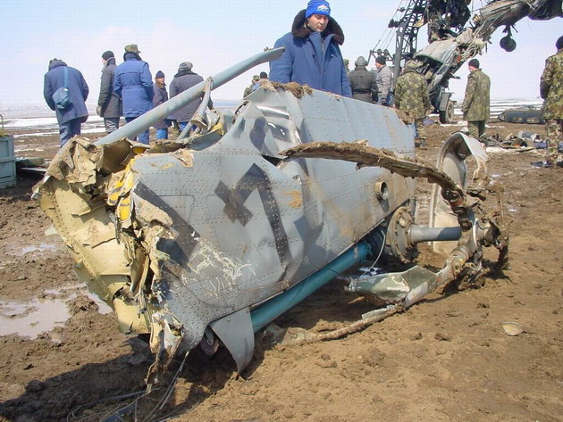 un elicopter s a prabusit trei victime zece ani de la tragedia din apropierea cimitirului musulman de un elicopter s a prabusit trei victime zece ani de la tragedia din apropierea cimitirului musulman de