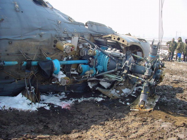 un elicopter s a prabusit trei victime zece ani de la tragedia din apropierea cimitirului musulman de un elicopter s a prabusit trei victime zece ani de la tragedia din apropierea cimitirului musulman de