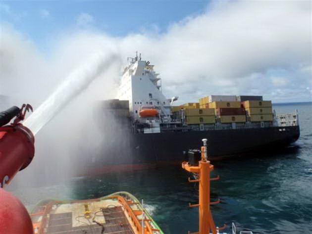nava fantoma ancorata in rada exterioara misteriosul port container flaminia galerie foto 454280 nava fantoma ancorata in rada exterioara misteriosul port container flaminia galerie foto 454280