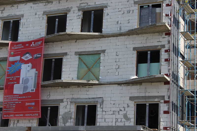 mai sunt 13 zile pana la 1 mai mastodontii de beton de langa hotel condor iti fura ochii in mamaia galerie mai sunt 13 zile pana la 1 mai mastodontii de beton de langa hotel condor iti fura ochii in mamaia galerie