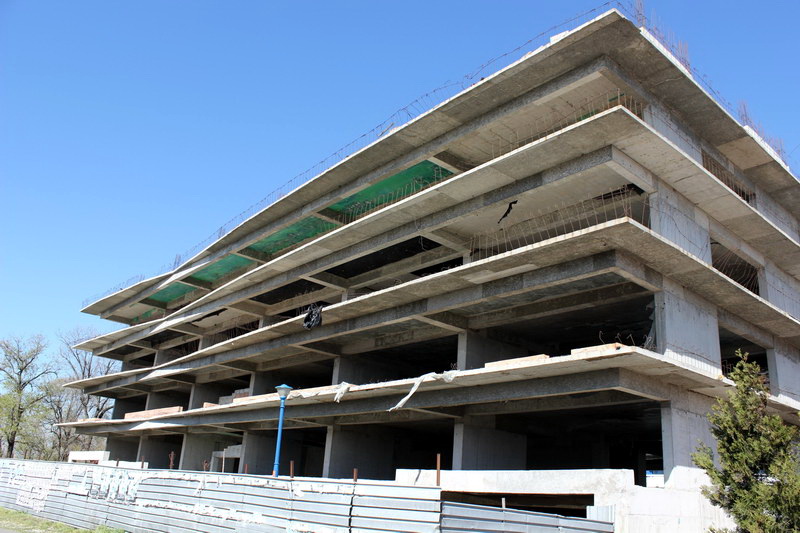 mai sunt 11 zile pana la 1 mai statiunea mamaia si a tras look de santier sinistru langa hotel aurora mai sunt 11 zile pana la 1 mai statiunea mamaia si a tras look de santier sinistru langa hotel aurora