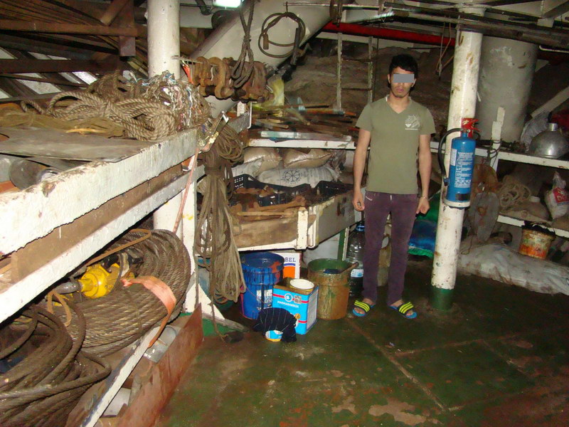 pasager clandestin din maroc depistat in portul sulina galerie foto 455416 pasager clandestin din maroc depistat in portul sulina galerie foto 455416