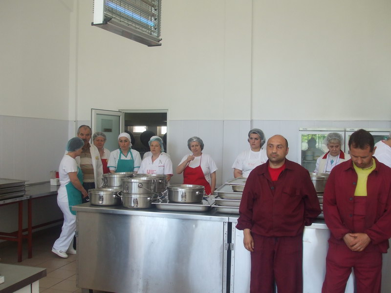 florii cu soare soare cu florii societatea arimex comexim 2000 nu a uitat de pacienti in aceasta zi de florii cu soare soare cu florii societatea arimex comexim 2000 nu a uitat de pacienti in aceasta zi de