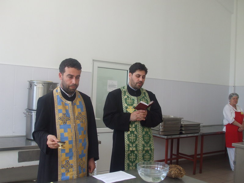 florii cu soare soare cu florii societatea arimex comexim 2000 nu a uitat de pacienti in aceasta zi de florii cu soare soare cu florii societatea arimex comexim 2000 nu a uitat de pacienti in aceasta zi de