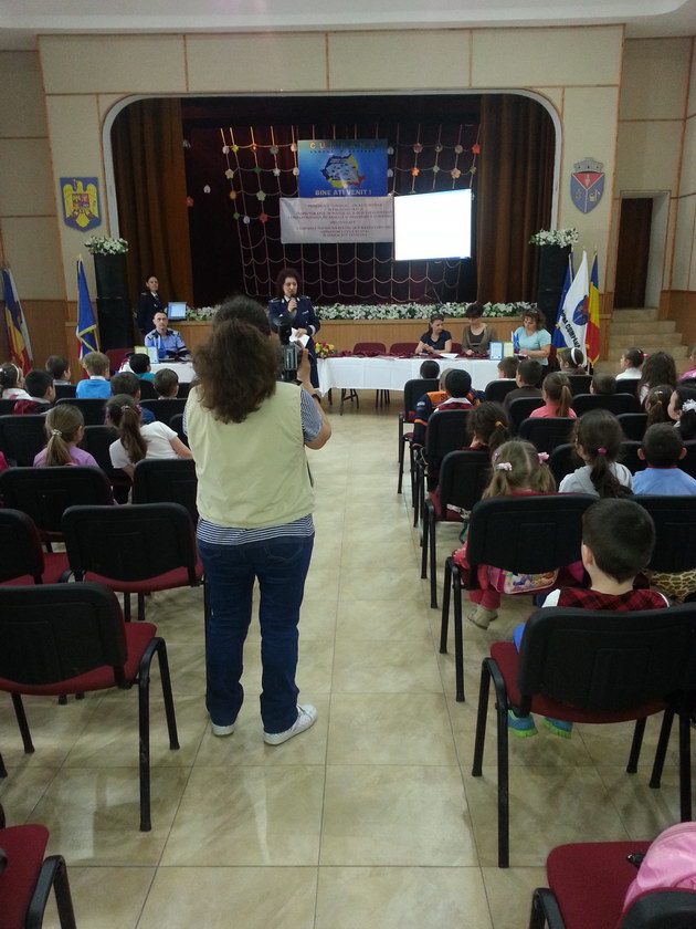 primaria cumpana preocupata de siguranta celor mici mariana gaju copiii sunt valoarea noastra galerie primaria cumpana preocupata de siguranta celor mici mariana gaju copiii sunt valoarea noastra galerie