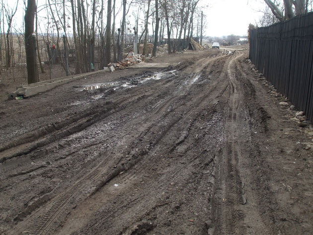 ramanem cu drumuri judetene de pamant iar multe tronsoane nu prind reabilitarea nici anul acesta cum