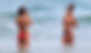 CLICK ZIUA DE CONSTANŢA. IMAGINEA ZILEI Ce fac fetele la Mamaia