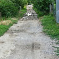 De ce nu poate primarul Caraman să asfalteze drumurile? Cât mai durează până când orășenii din Babadag nu vor mai „înota“ în noroaie?