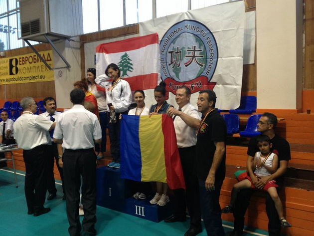 fac o echipa trasnet ca in povestile cu bruce lee si chuck norris cinci medalii de aur la un campionat