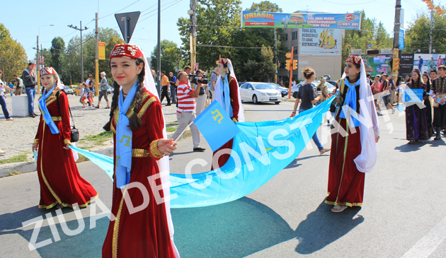 fotoreportaj festivalul portului turco tatar magia unei povesti despre traditie si obiceiuri 469010 fotoreportaj festivalul portului turco tatar magia unei povesti despre traditie si obiceiuri 469010