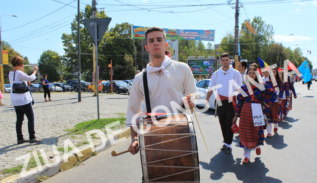 fotoreportaj festivalul portului turco tatar magia unei povesti despre traditie si obiceiuri 469010 fotoreportaj festivalul portului turco tatar magia unei povesti despre traditie si obiceiuri 469010