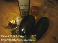 Un fel de vinete marinate / murate / la borcan