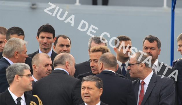 fotoreportaj cu cine se cearta mazare la plecarea fregatei regina maria in misiune 471314 fotoreportaj cu cine se cearta mazare la plecarea fregatei regina maria in misiune 471314