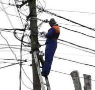 Dezvaluiri.ro O mie de gospodării au rămas fără curent electric de aproape trei zile, în oraşul Năvodari