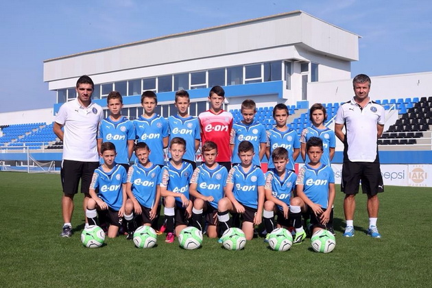 alaturi de rege la petrecere au dansat gica popescu balint si belodedici nunta de vis in familia lui alaturi de rege la petrecere au dansat gica popescu balint si belodedici nunta de vis in familia lui