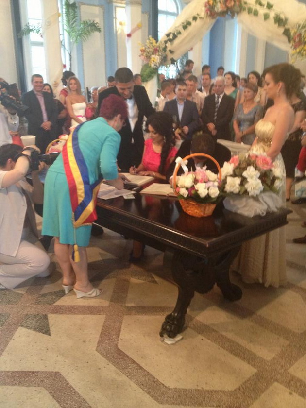 alaturi de rege la petrecere au dansat gica popescu balint si belodedici nunta de vis in familia lui alaturi de rege la petrecere au dansat gica popescu balint si belodedici nunta de vis in familia lui