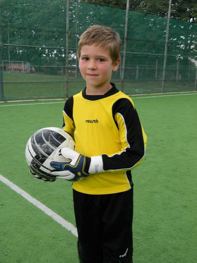 o perioada au stat intr o magazie manusile portarului lui chelsea au ajuns la viisoara de constanta galerie o perioada au stat intr o magazie manusile portarului lui chelsea au ajuns la viisoara de constanta galerie