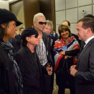 InfoSudEst.ro Premierul Rusiei, fan înfocat al trupei „Scorpions“!