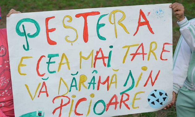 galeria locala a sperat in victoria favoritilor pestera e cea mai tare va darama din picioare gica si galeria locala a sperat in victoria favoritilor pestera e cea mai tare va darama din picioare gica si
