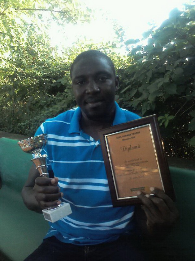 un antrenor jucator de fotbal si un tenisman s au casatorit pe litoral sportivii africani din constanta un antrenor jucator de fotbal si un tenisman s au casatorit pe litoral sportivii africani din constanta