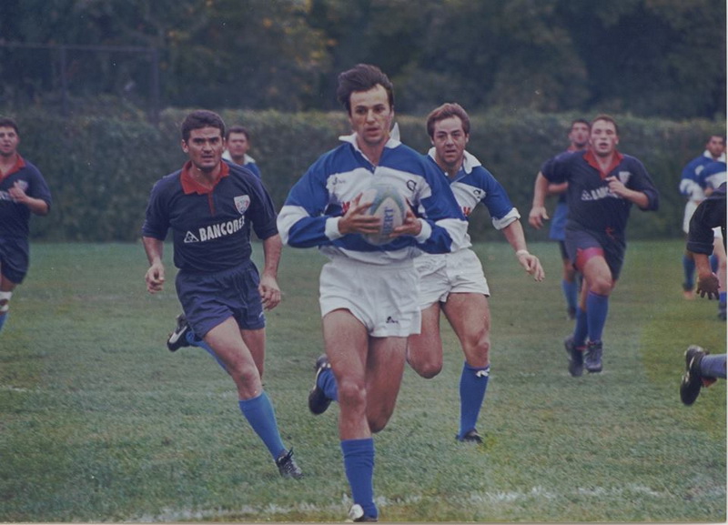 au facut senzatie in fata a zeci de mii de oameni constanteni pe post de vampiri la hong kong galerie au facut senzatie in fata a zeci de mii de oameni constanteni pe post de vampiri la hong kong galerie