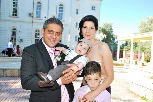 tatal sau a fost coechipier cu dennis serban eduard raducanu straluceste in bazinul lui razvan florea tatal sau a fost coechipier cu dennis serban eduard raducanu straluceste in bazinul lui razvan florea