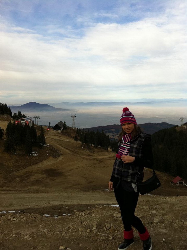 papusa si cupa de campioana imagini inedite din copilaria simonei halep galerie foto 484811 papusa si cupa de campioana imagini inedite din copilaria simonei halep galerie foto 484811