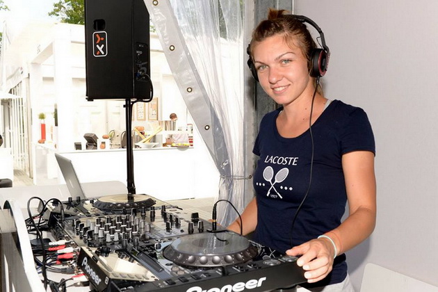 papusa si cupa de campioana imagini inedite din copilaria simonei halep galerie foto 484811 papusa si cupa de campioana imagini inedite din copilaria simonei halep galerie foto 484811