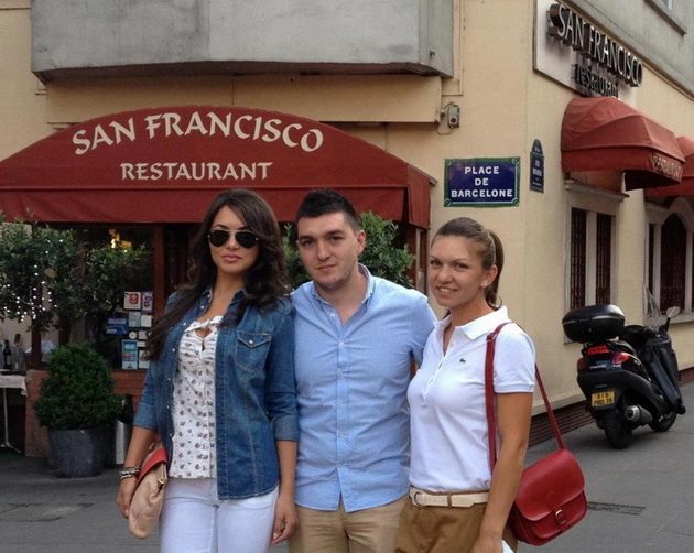 papusa si cupa de campioana imagini inedite din copilaria simonei halep galerie foto 484811 papusa si cupa de campioana imagini inedite din copilaria simonei halep galerie foto 484811