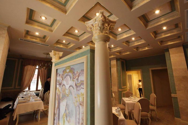 restaurantul hugo unul dintre cele mai luxoase localuri din oras galerie foto 486803 restaurantul hugo unul dintre cele mai luxoase localuri din oras galerie foto 486803